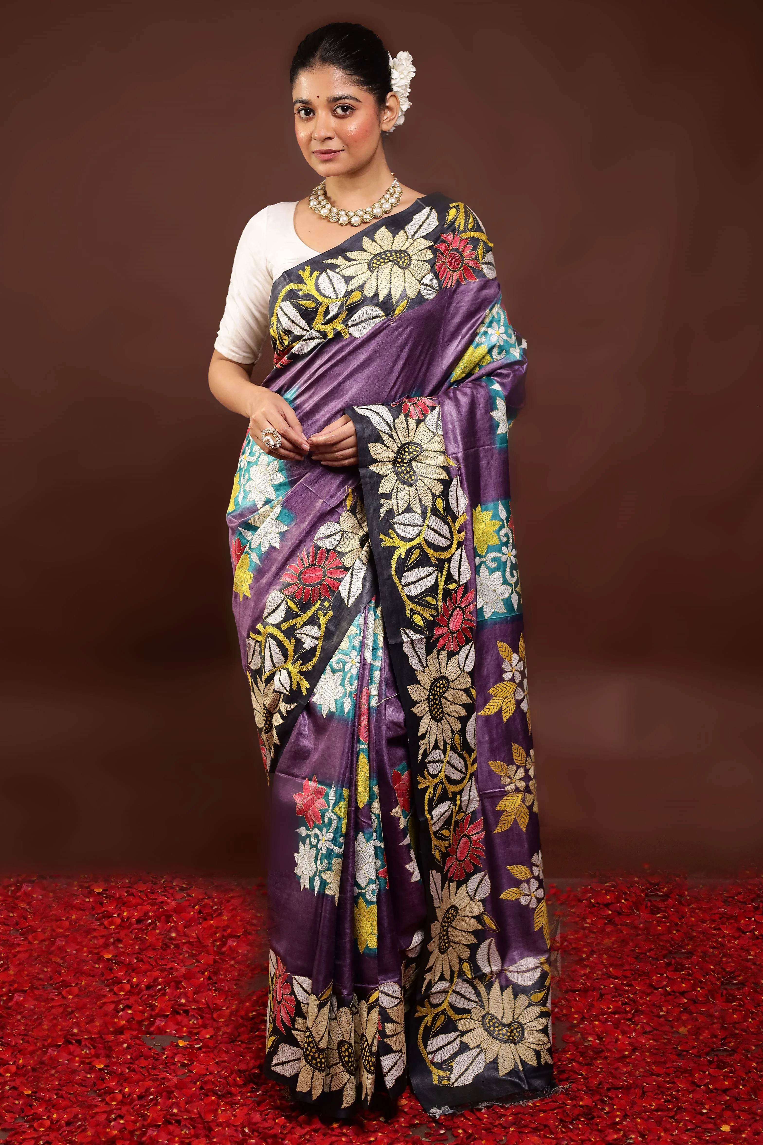 Purple Handloom Kantha Stitch Pure Silk Saree With Blouse Piece - Image 3