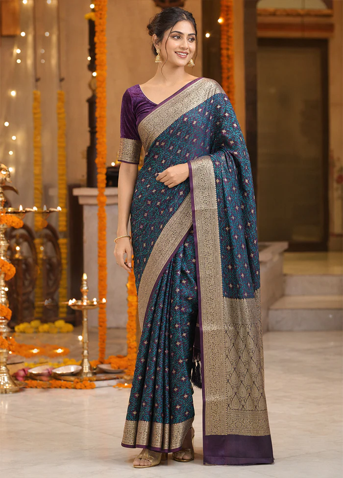 Purple Tanchoi Silk Saree With Blouse Piece