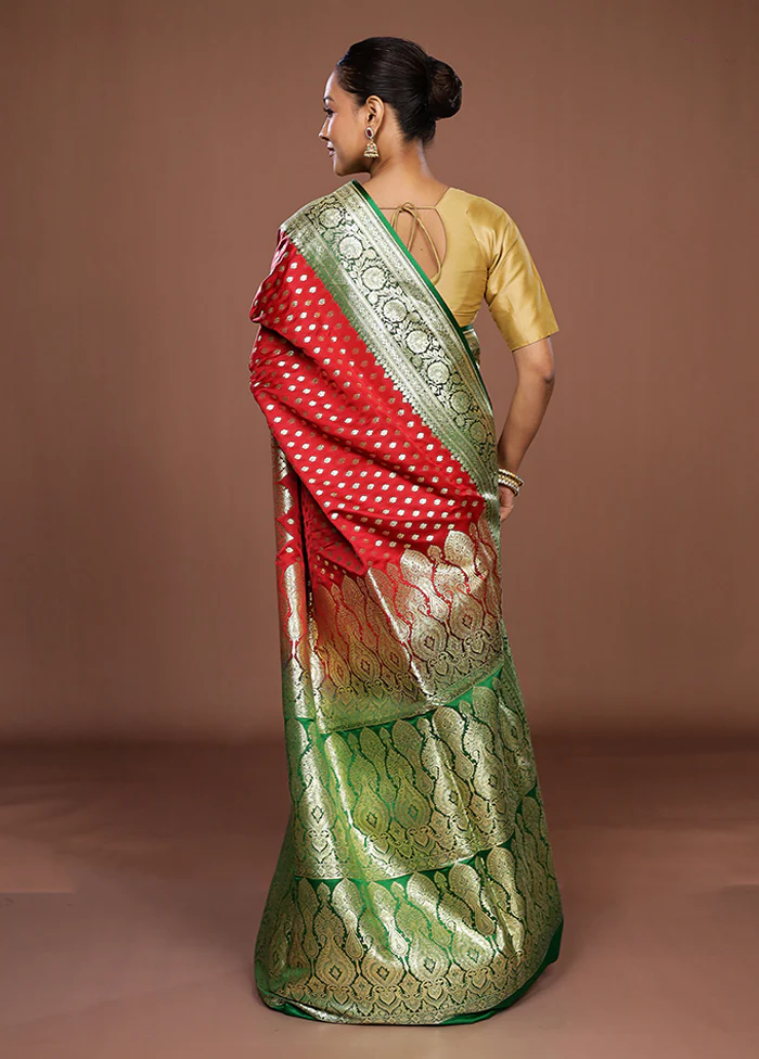Red Banarasi Silk Saree With Blouse Piece - Image 3