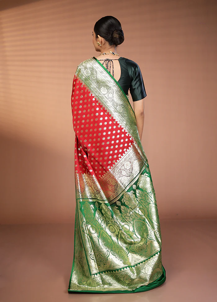 Red Banarasi Silk Saree With Blouse Piece - Image 3