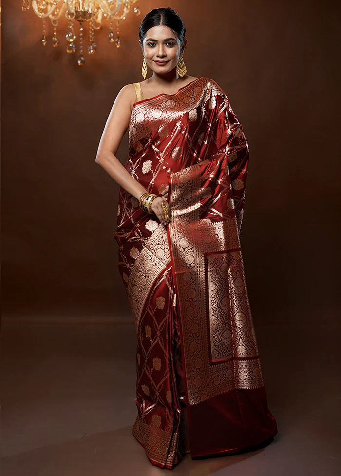 Maroon Banarasi Silk Saree With Blouse Piece - Image 2