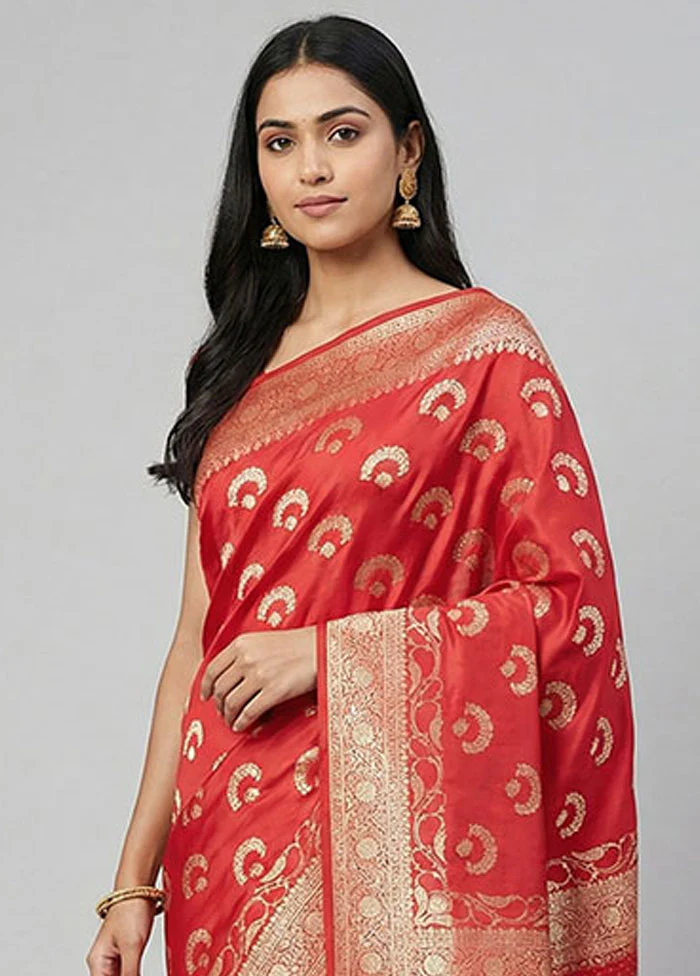 Red Banarasi Silk Saree With Blouse Piece - Image 2