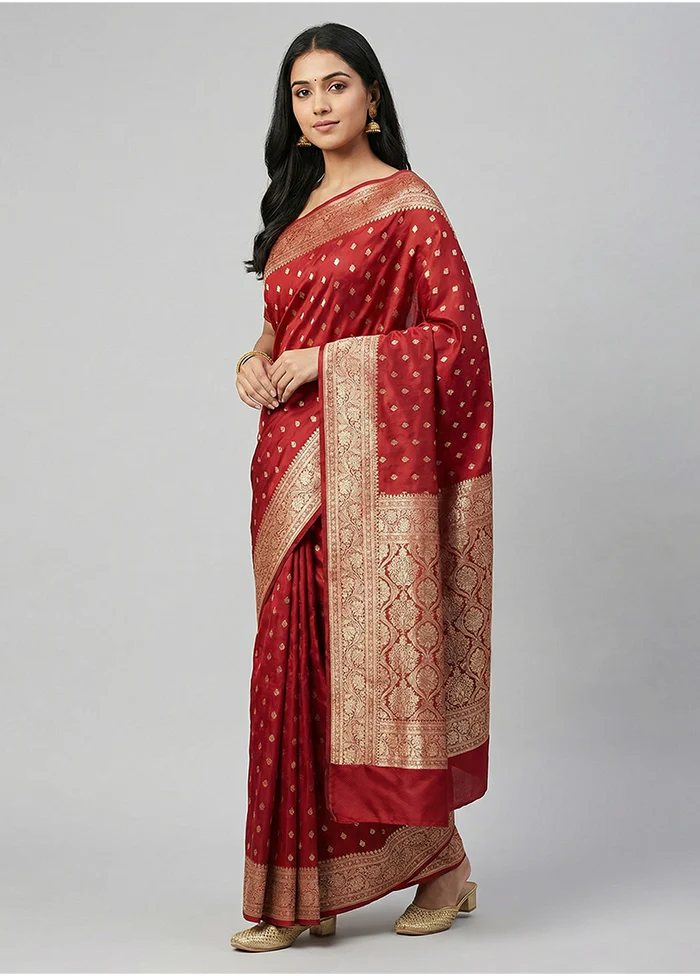 Red Banarasi Silk Saree With Blouse Piece