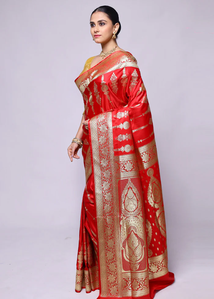 Red Banarasi Silk Saree With Blouse Piece - Image 4