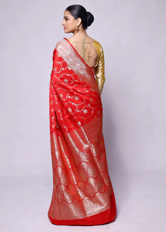 Red Banarasi Silk Saree With Blouse Piece - Image 3