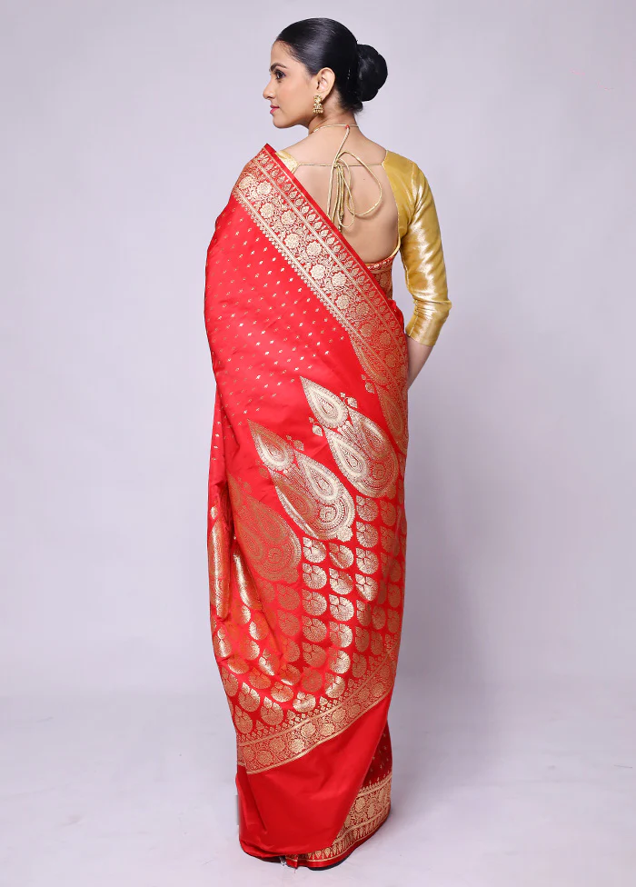Red Banarasi Silk Saree With Blouse Piece - Image 3
