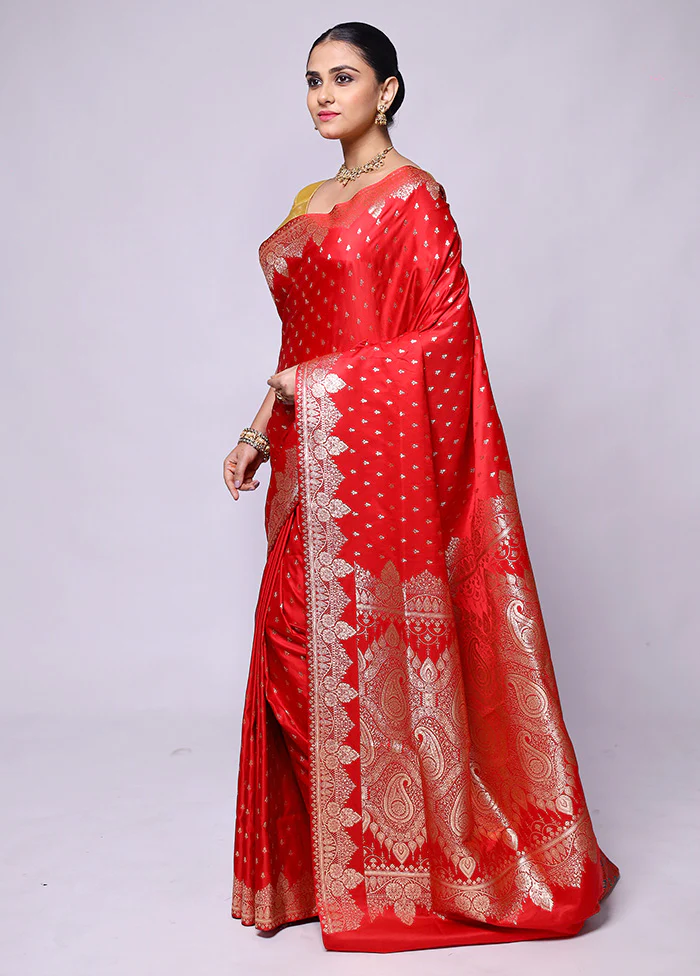 Red Banarasi Silk Saree With Blouse Piece - Image 4