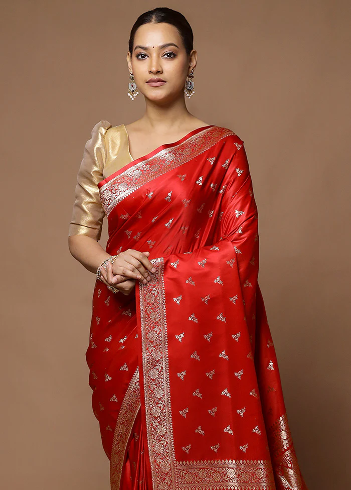 Red Banarasi Silk Saree With Blouse Piece - Image 2