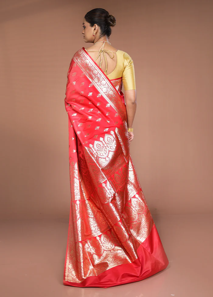 Red Banarasi Silk Saree With Blouse Piece - Image 3