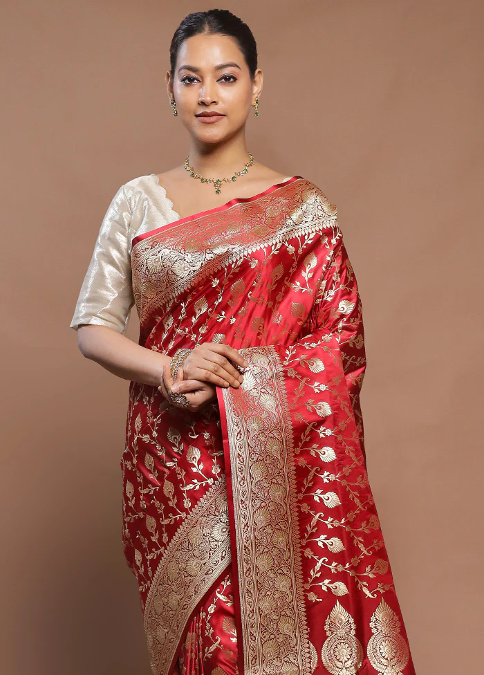 Red Banarasi Silk Saree With Blouse Piece - Image 2