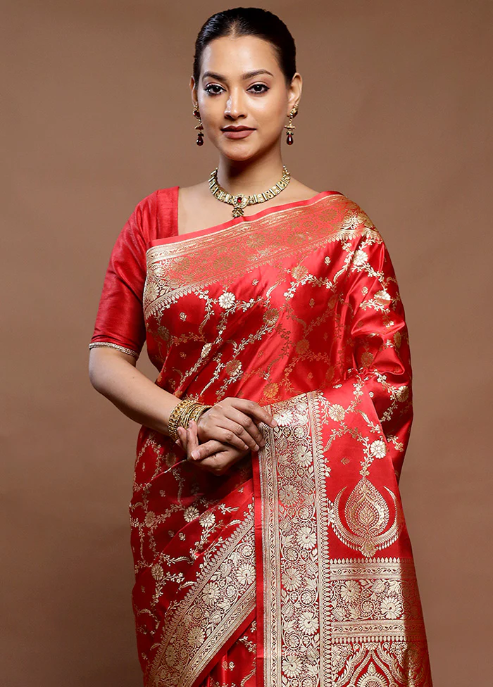 Red Banarasi Silk Saree With Blouse Piece - Image 2