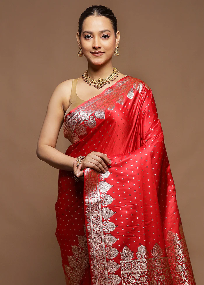 Red Banarasi Silk Saree With Blouse Piece - Image 2