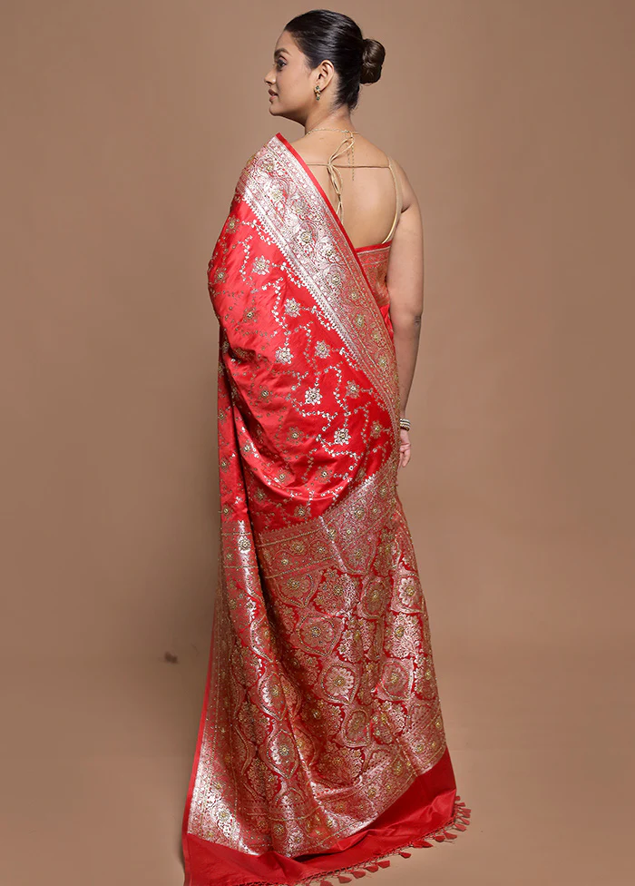 Red Banarasi Silk Saree With Blouse Piece - Image 3