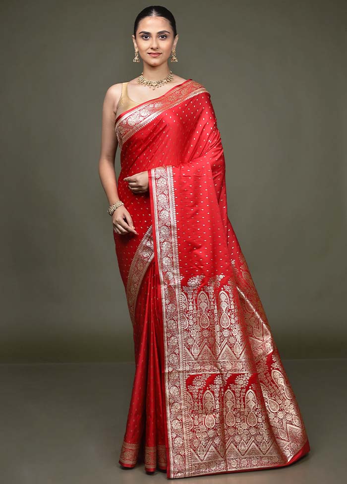 Red Banarasi Silk Saree With Blouse Piece - Image 2