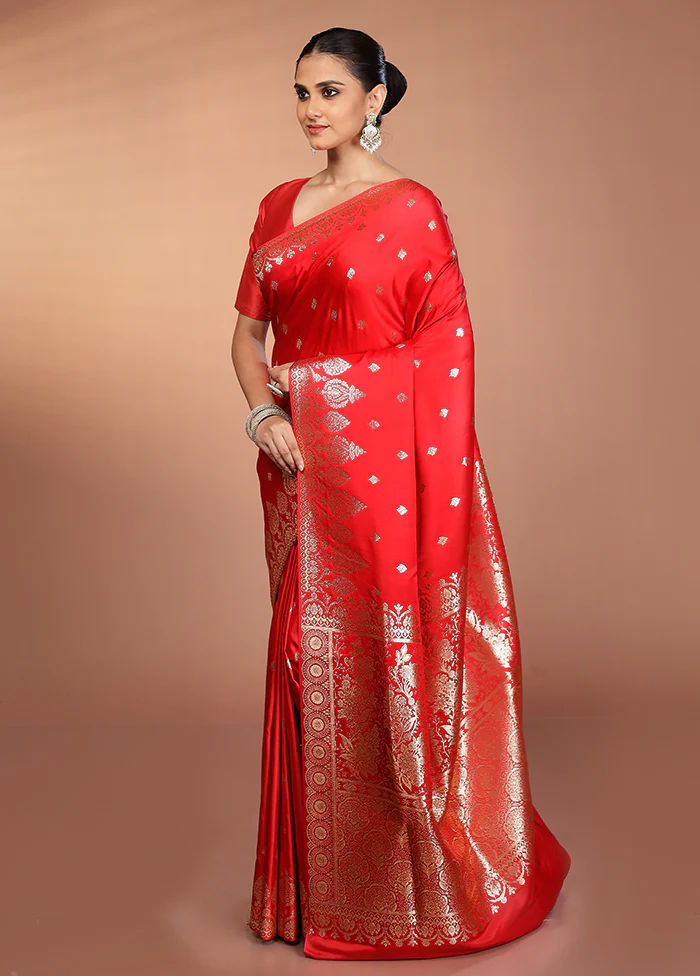 Red Banarasi Silk Saree With Blouse Piece - Image 4