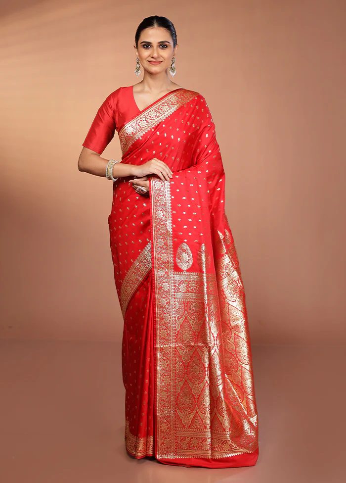 Red Banarasi Silk Saree With Blouse Piece - Image 2