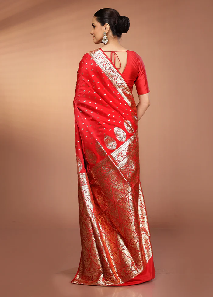 Red Banarasi Silk Saree With Blouse Piece - Image 3