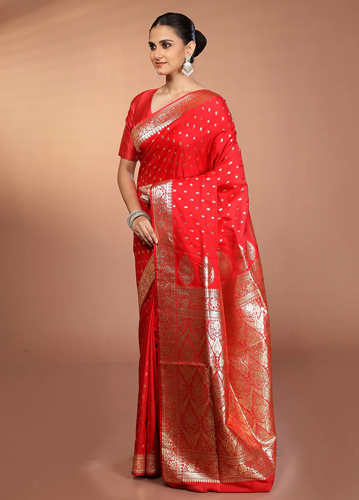 Red Banarasi Silk Saree With Blouse Piece - Image 4