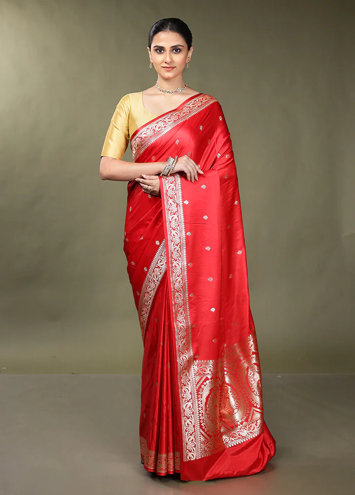 Red Banarasi Silk Saree With Blouse Piece - Image 2
