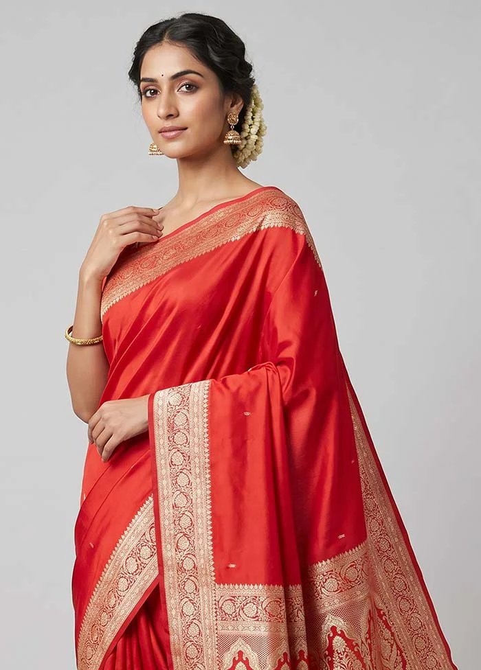 Red Banarasi Silk Saree With Blouse Piece - Image 2