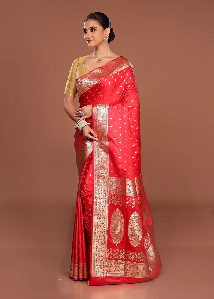 Red Banarasi Silk Saree With Blouse Piece - Image 4