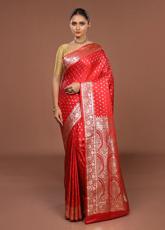 Red Banarasi Silk Saree With Blouse Piece - Image 2