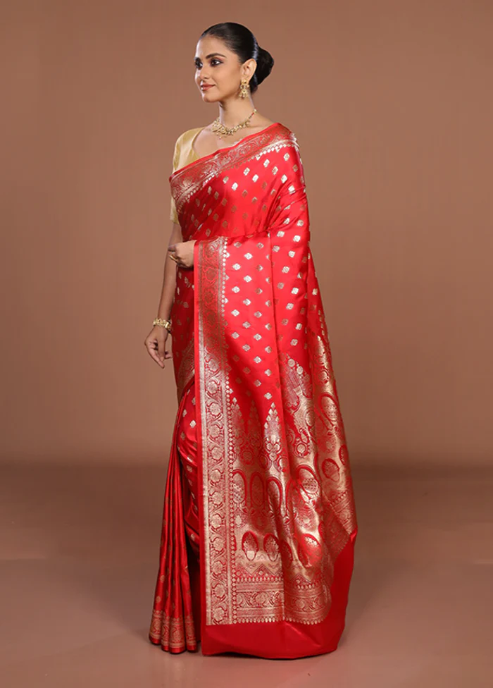 Red Banarasi Silk Saree With Blouse Piece - Image 4