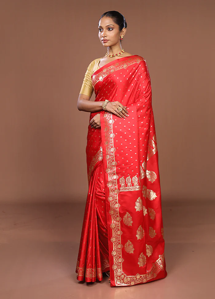 Red Banarasi Silk Saree With Blouse Piece - Image 4