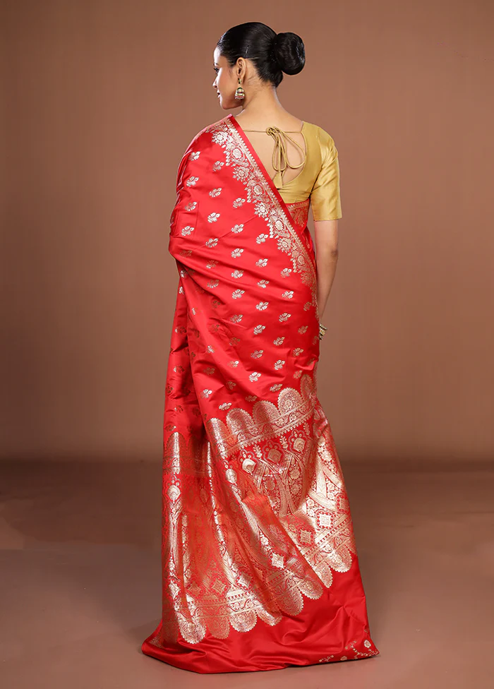 Red Banarasi Silk Saree With Blouse Piece - Image 3