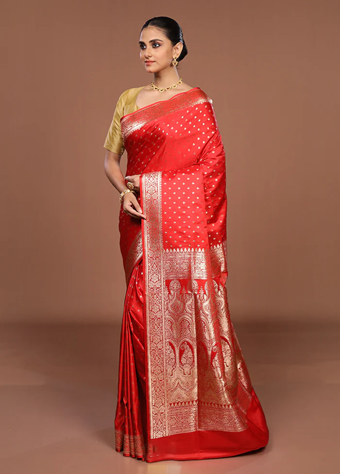 Red Banarasi Silk Saree With Blouse Piece - Image 4
