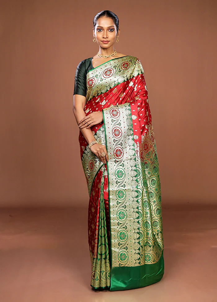 Red Banarasi Silk Saree With Blouse Piece - Image 2