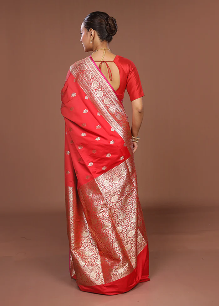 Red Banarasi Silk Saree With Blouse Piece - Image 3