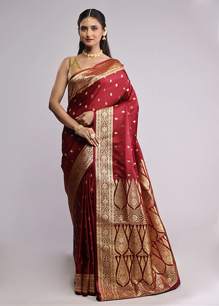 Red Banarasi Silk Saree With Blouse Piece - Image 2