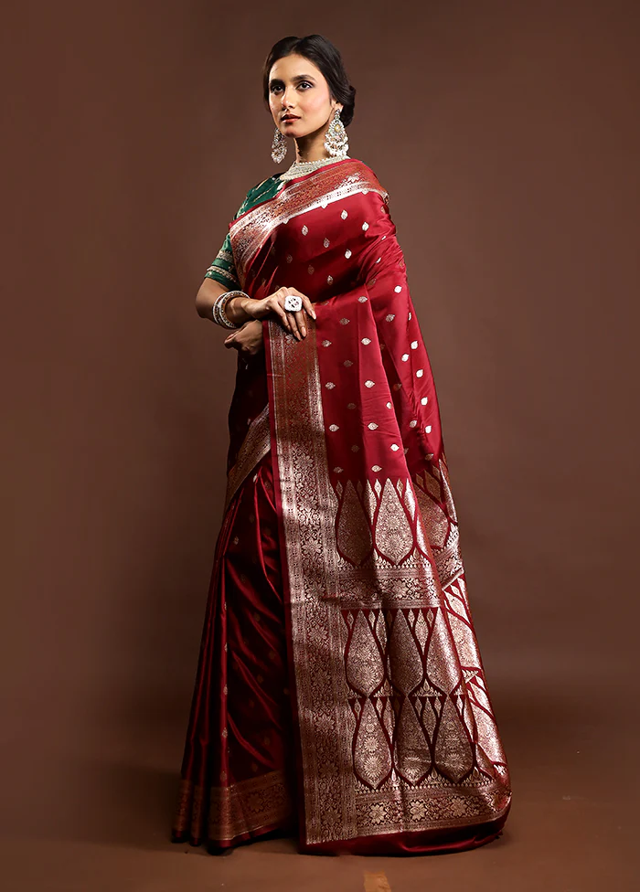 Red Banarasi Silk Saree With Blouse Piece - Image 4
