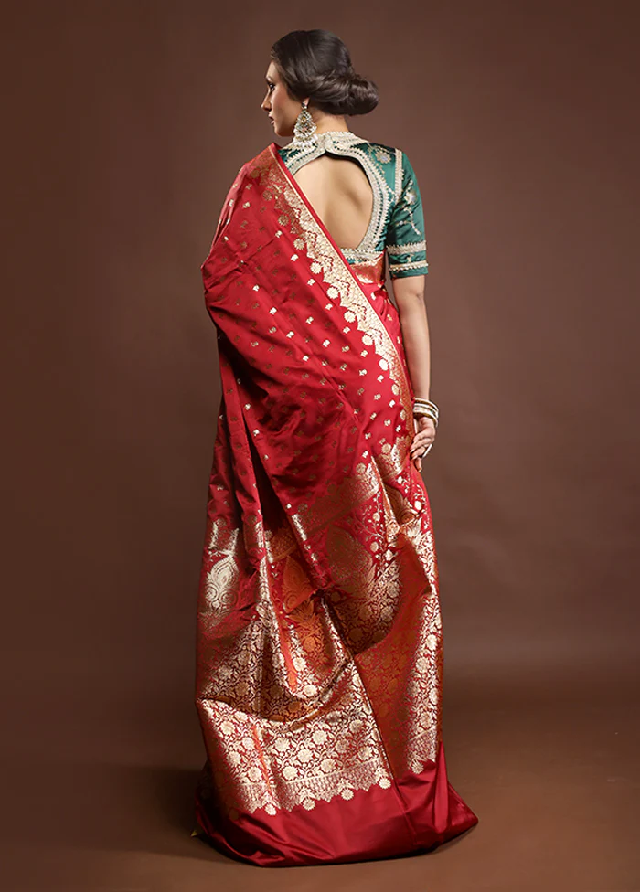 Red Banarasi Silk Saree With Blouse Piece - Image 3