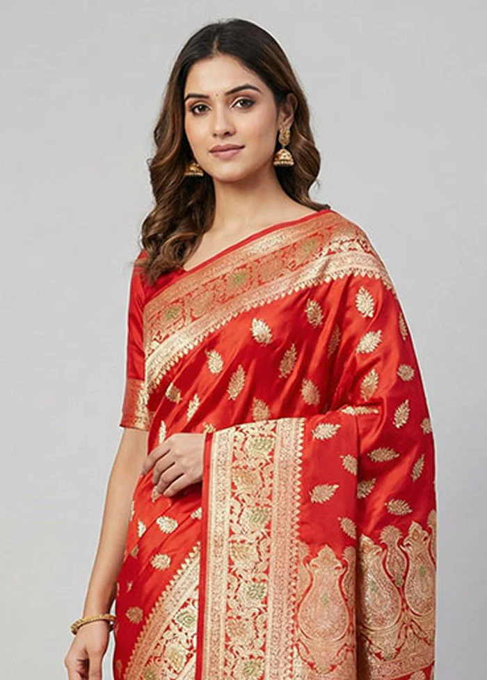 Red Banarasi Silk Saree With Blouse Piece - Image 2