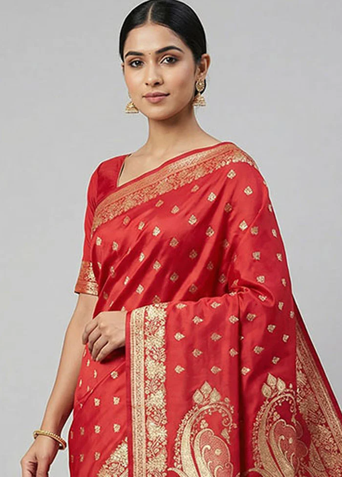Red Banarasi Silk Saree With Blouse Piece - Image 2
