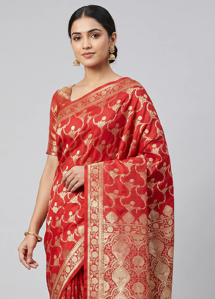 Red Banarasi Silk Saree With Blouse Piece - Image 2