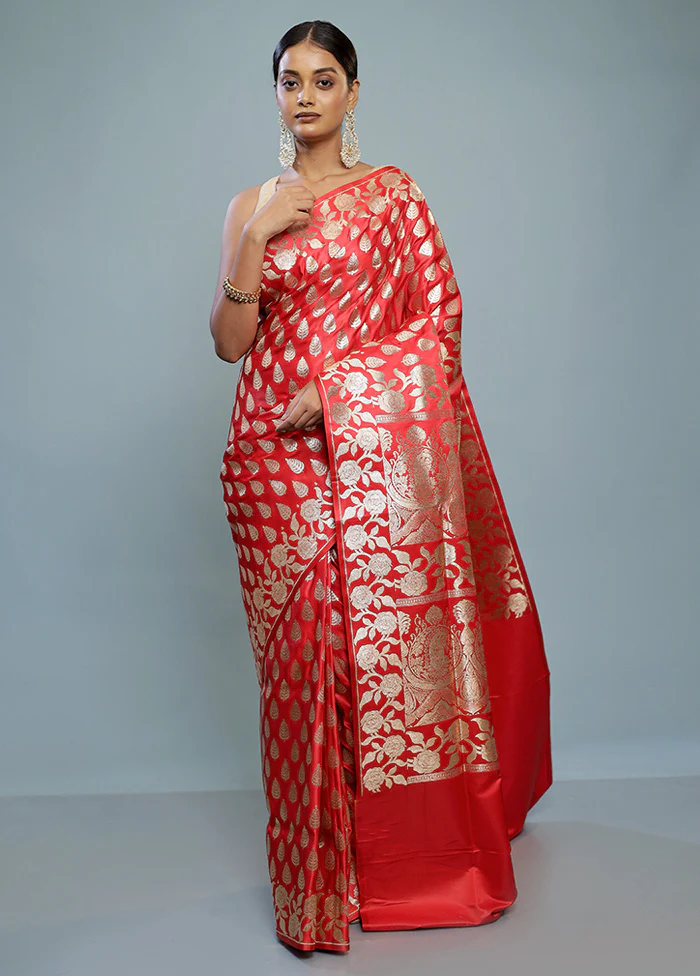 Red Banarasi Silk Saree With Blouse Piece - Image 2