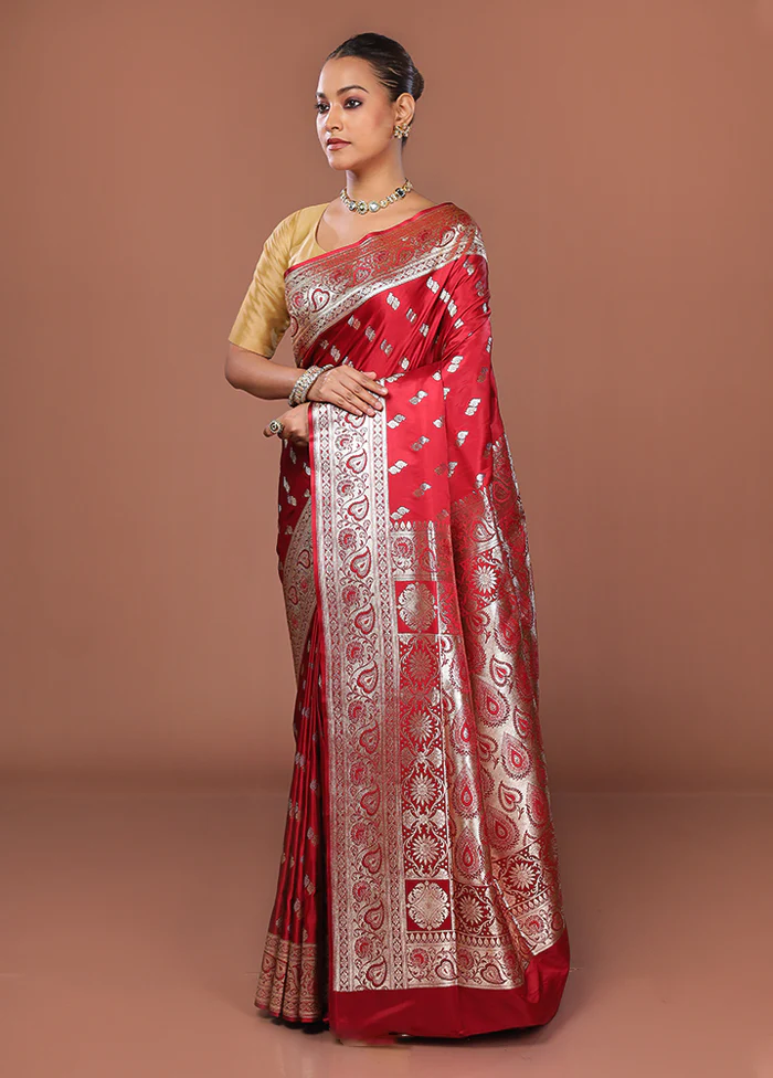 Red Banarasi Silk Saree With Blouse Piece - Image 4