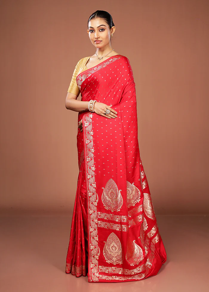 Red Banarasi Silk Saree With Blouse Piece - Image 4