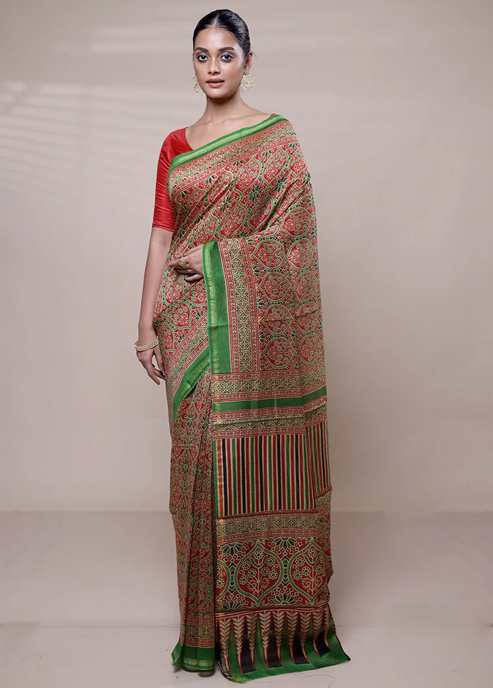 Red Chanderi Cotton Saree With Blouse Piece - Image 2