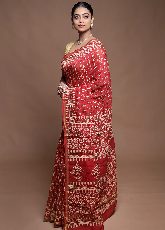Red Chanderi Cotton Saree With Blouse Piece - Image 4