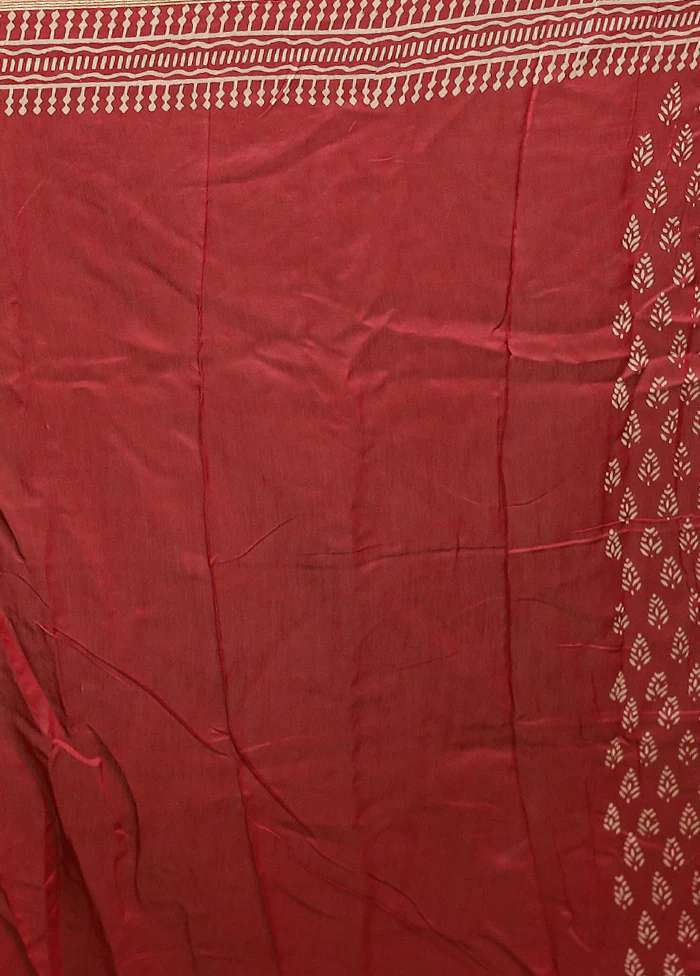 Red Chanderi Cotton Saree With Blouse Piece - Image 5