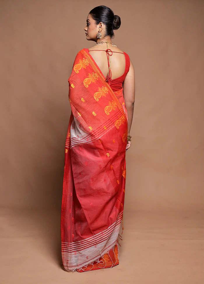 Red Cotton Saree With Blouse Piece - Image 3