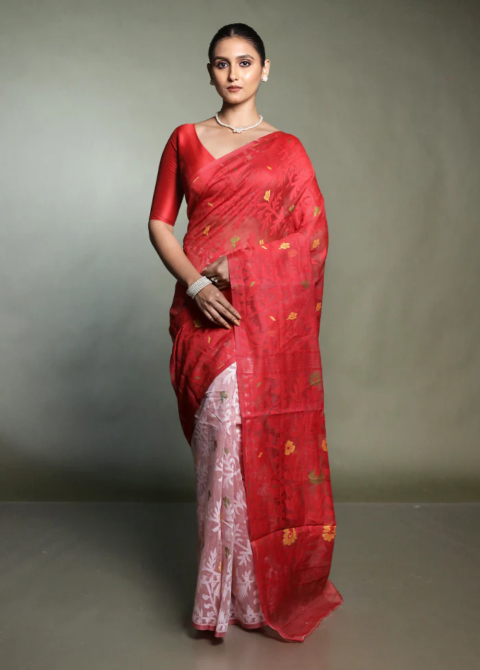 Red Cotton Saree With Blouse Piece - Image 2