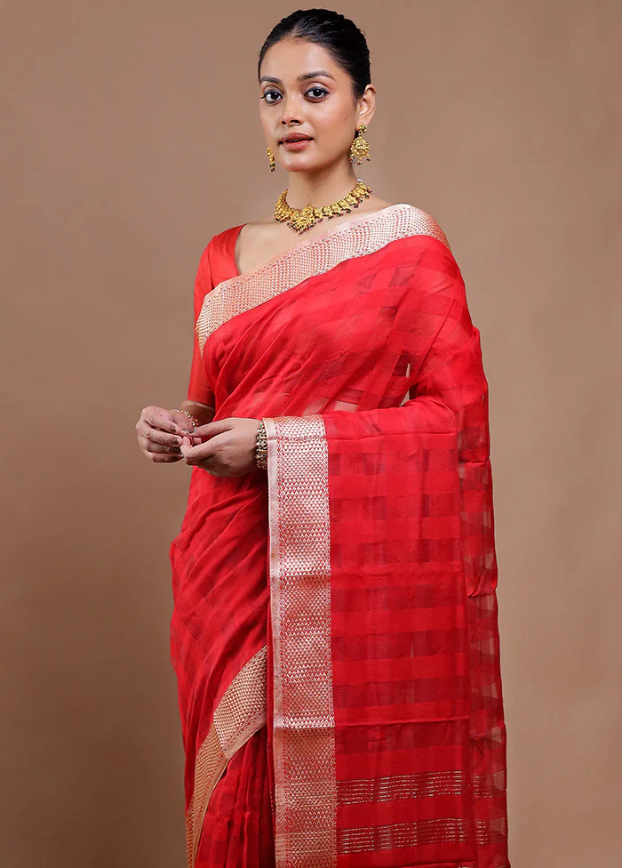 Red Cotton Saree With Blouse Piece - Image 2