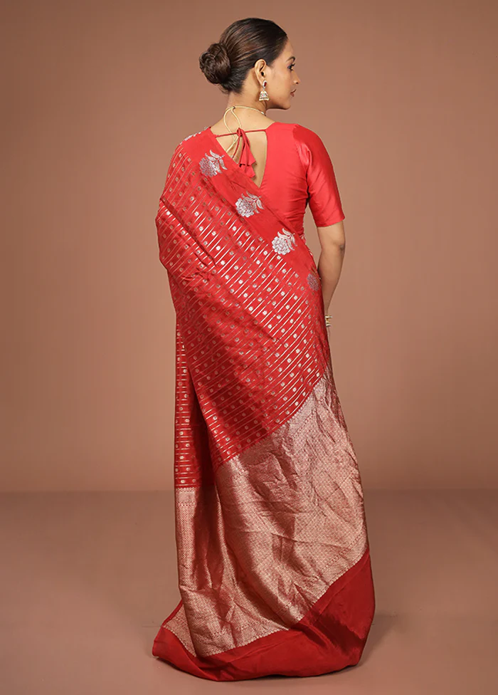 Red Dupion Silk Saree With Blouse Piece - Image 3
