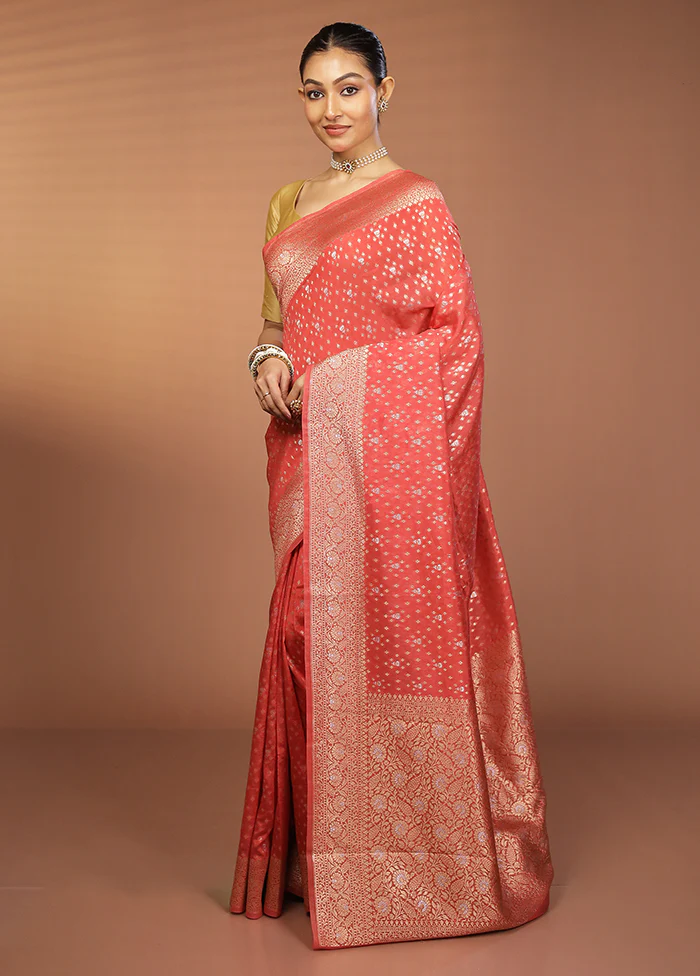 Red Dupion Silk Saree With Blouse Piece - Image 4
