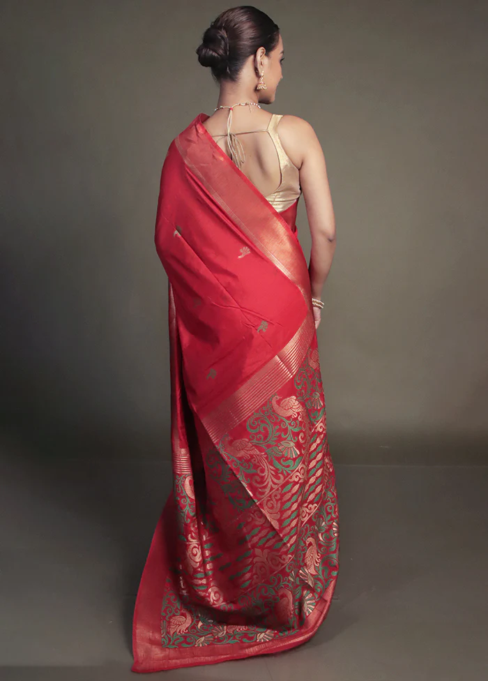Red Dupion Silk Saree With Blouse Piece - Image 3